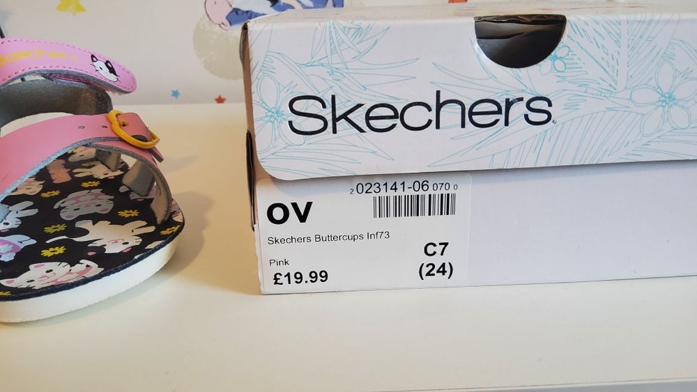 Детски кожени сандали за момиче на SKECHERS