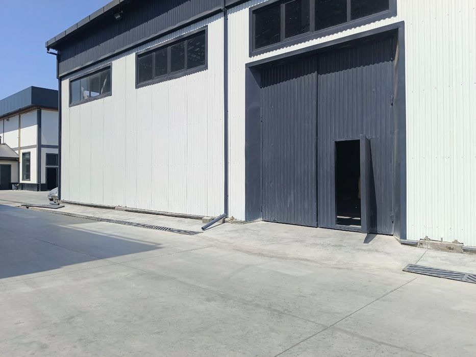 Сдаётся в аренду 24 000 м² склад.