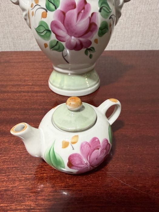 Статуэтка самовар