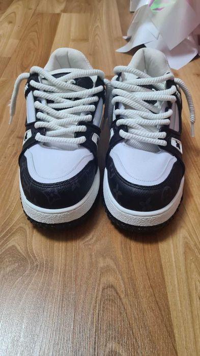 Incaltari Louis Vuitton marimea 39