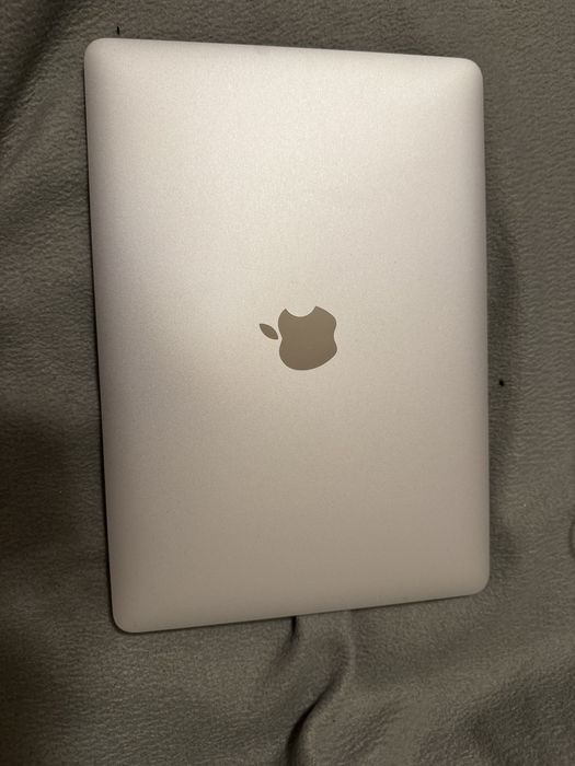 Laptop MacBook 11 inch