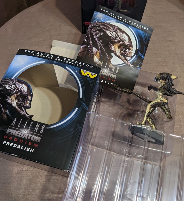 Фигурки The Alien & Predator Figurine Collection Eaglemoss