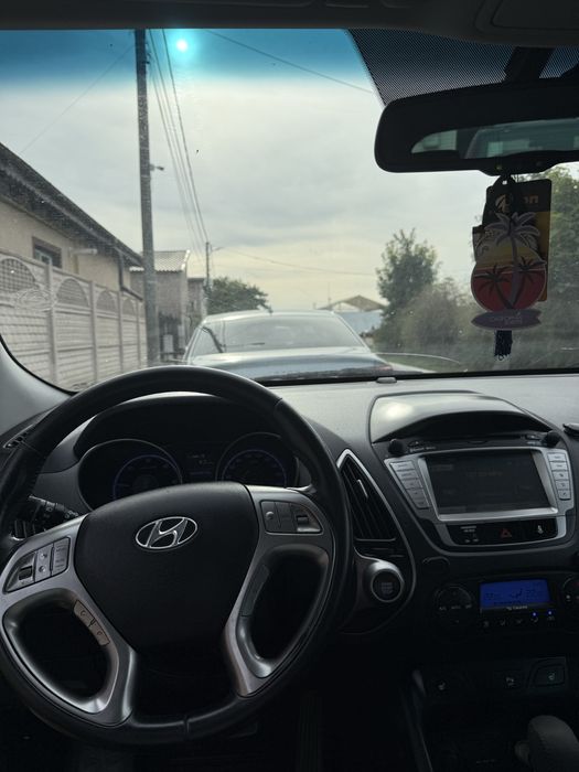 HYUNDAI ix35 2011 — imagine 5
