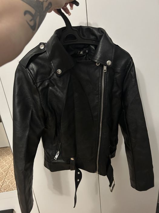 Продам женские вещи