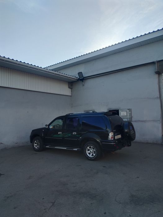 Продаю внидорожник