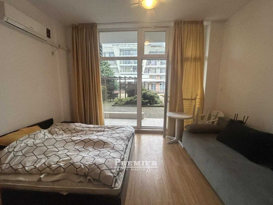Продава се Едностаен апартамент в Бургас, Акациите - 38 кв.м за 671 €/кв.м - Снимка #2