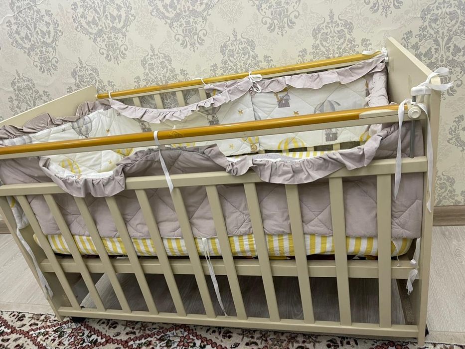 Кроватъ детская!!