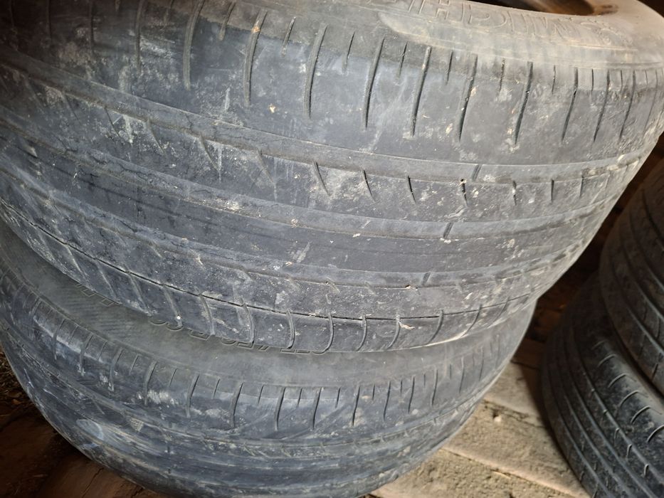 Продаётся шины R20