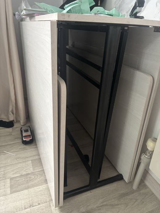 Продам стол разборный