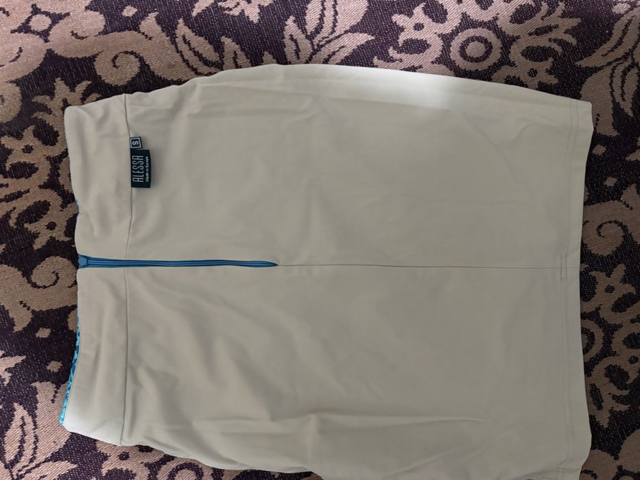 Alessa пола размер S с подплата