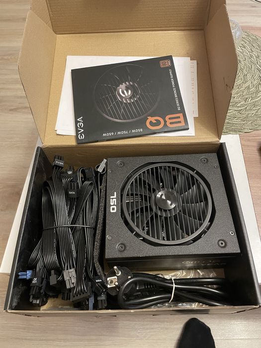 Захранване EVGA 750 BQ (750W, 80 Plus Bronze) – Пълен комплект с кутия
