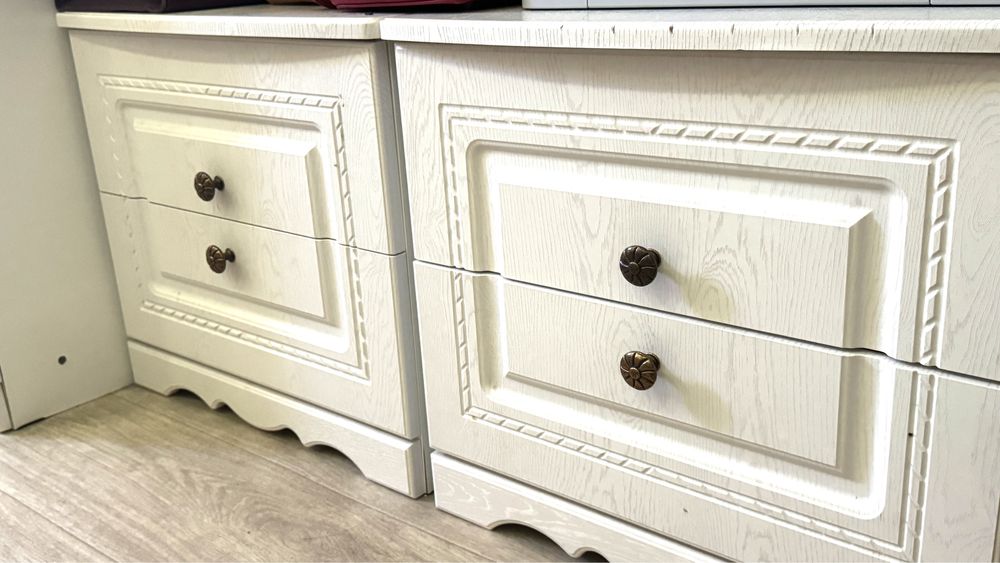 Продаю спальную гарнитуру