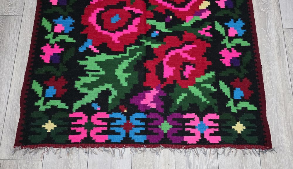 Covor traditional autentic Bucovina