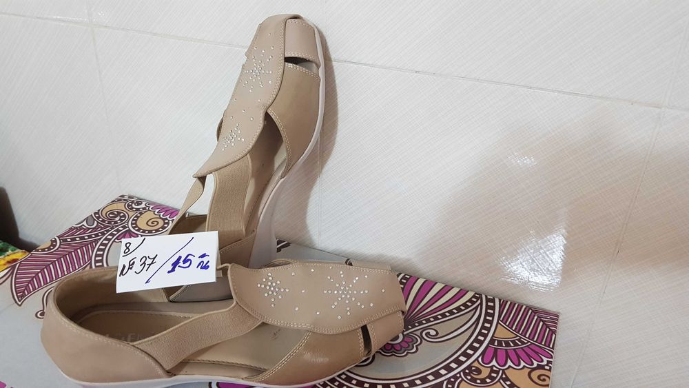 Продавам Дамски Обувки НОВИ