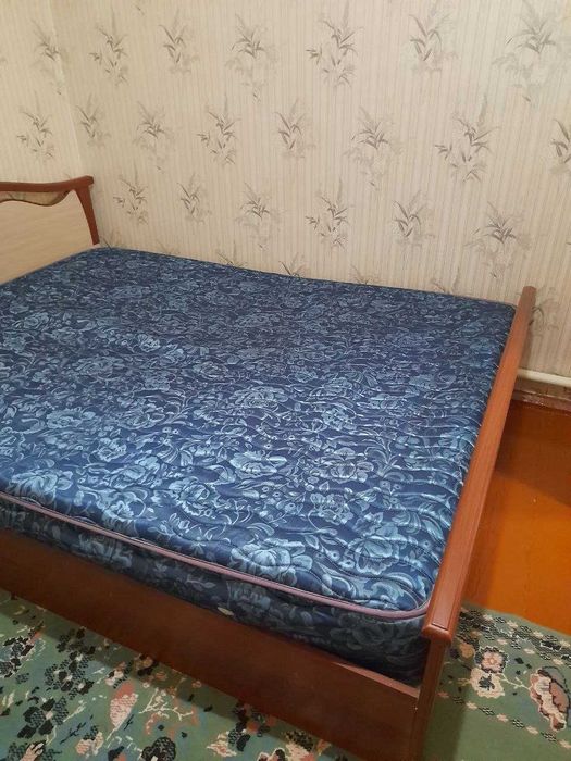Кровать двуспальная