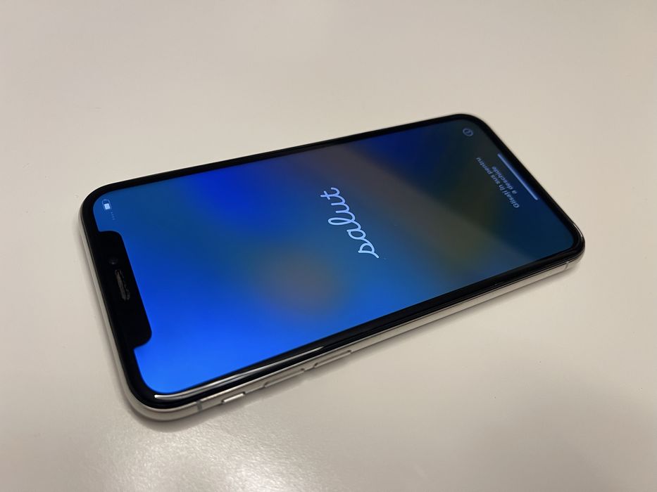 Vand iPhone X / Arata ca nou!