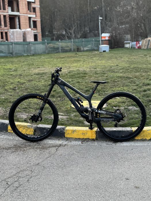 Продавам yt tues 2019