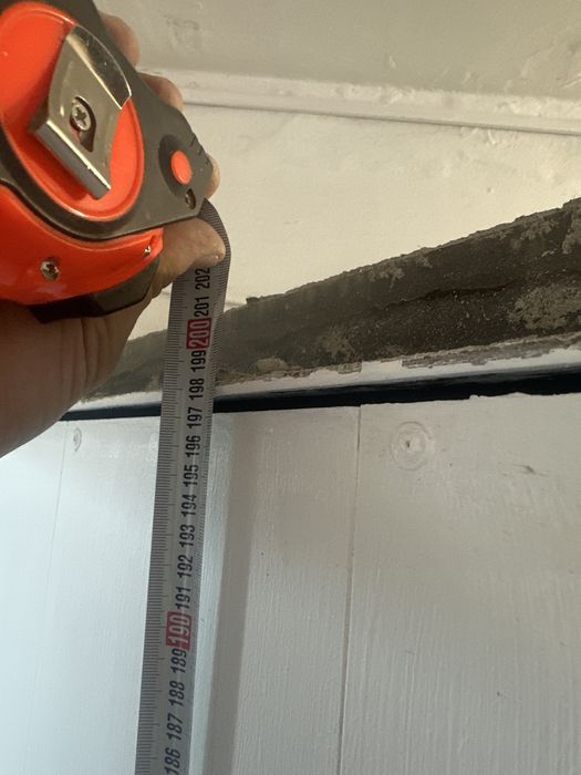 Продам наружную двери