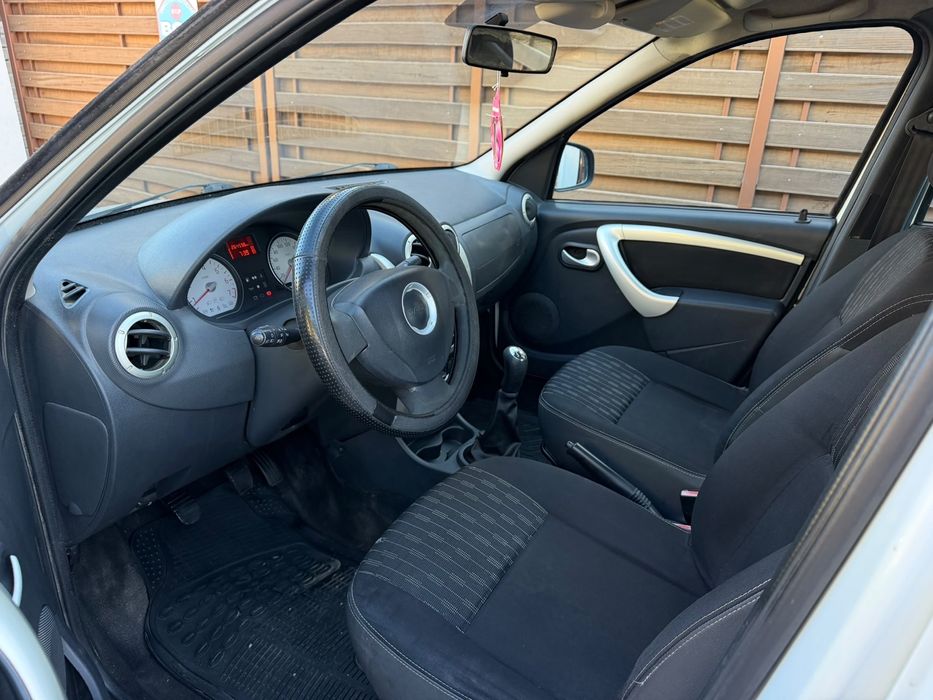 DACIA Logan 2012 — imagine 5