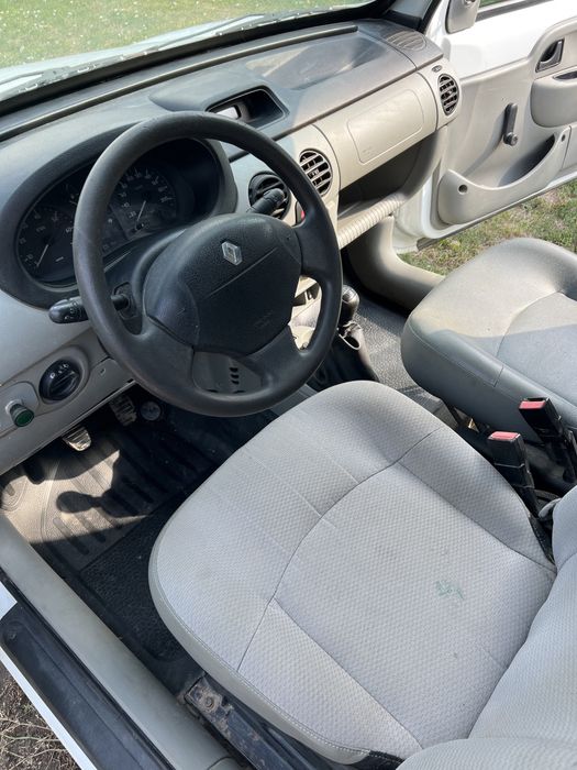 Renault Kangoo Dubiță