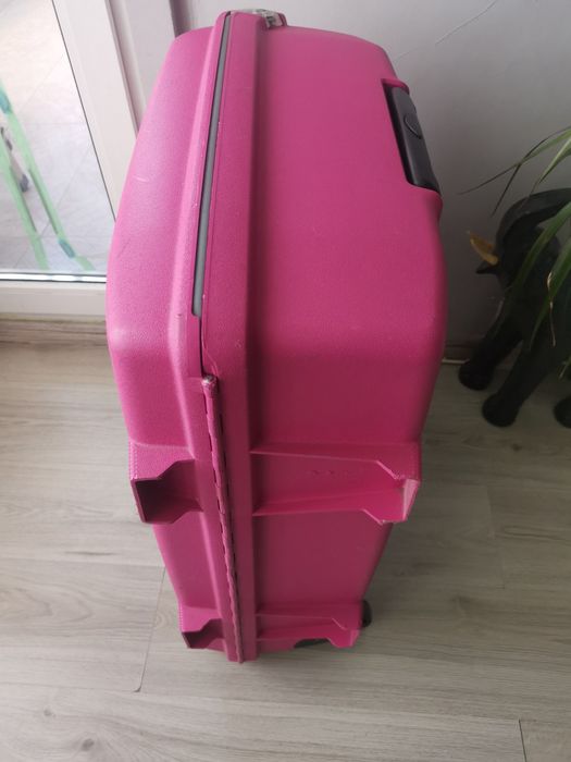 Куфар american tourister