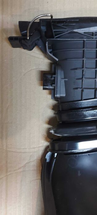 Лястовица за Мерцедес E350 двигател OM 642858