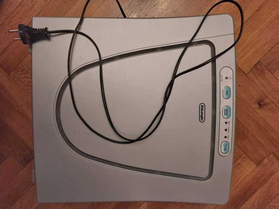 Purificator aer DeLonghi DAP700E 50W 140mc/h ionizare HEPA redus 60%