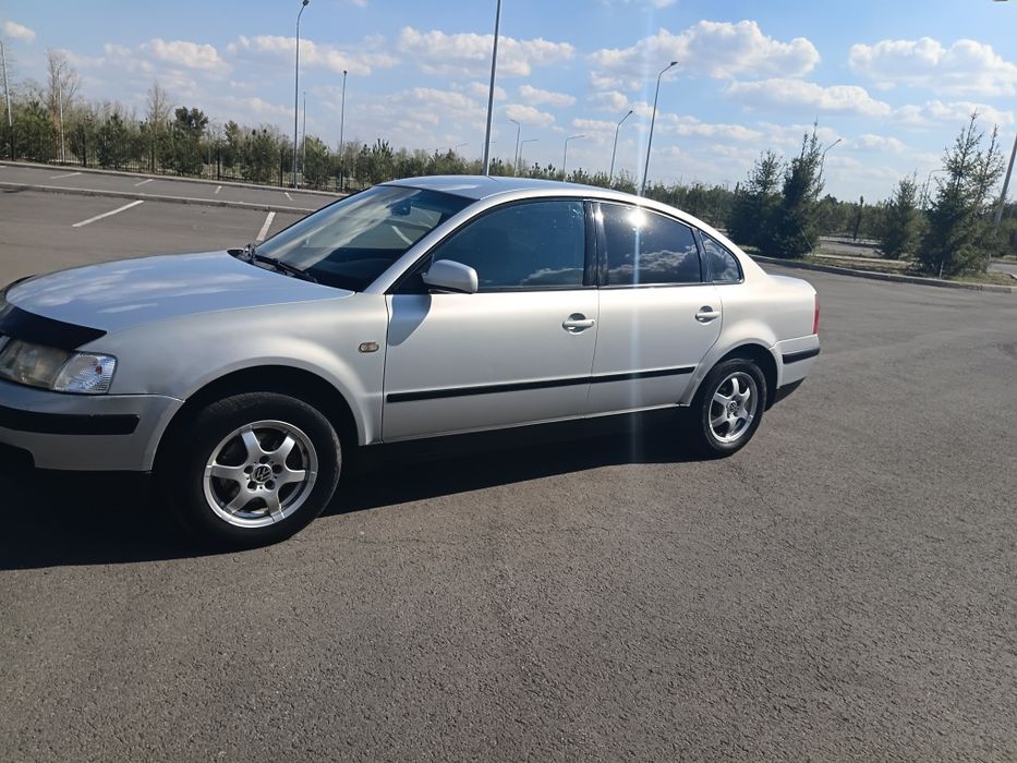 Отличный Wolkswagen Passat Б5