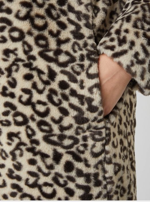 Ново палто Cristian Berg, леопардов принт