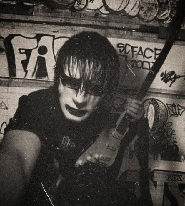 Продам электрогитару