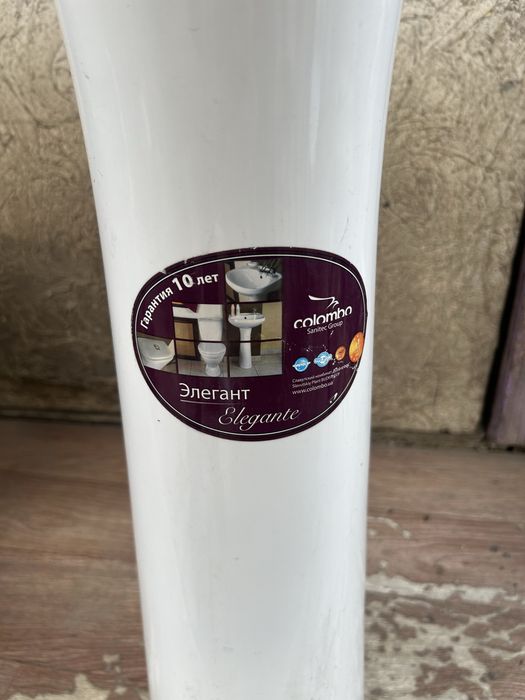 Продам умывальник с пьедисталом