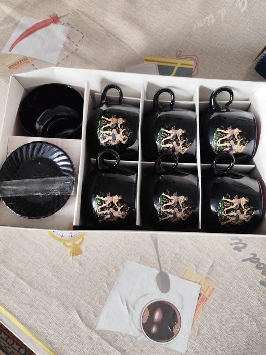 Продам Чайный сервиз