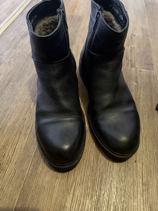 Продам кожаные ботинки