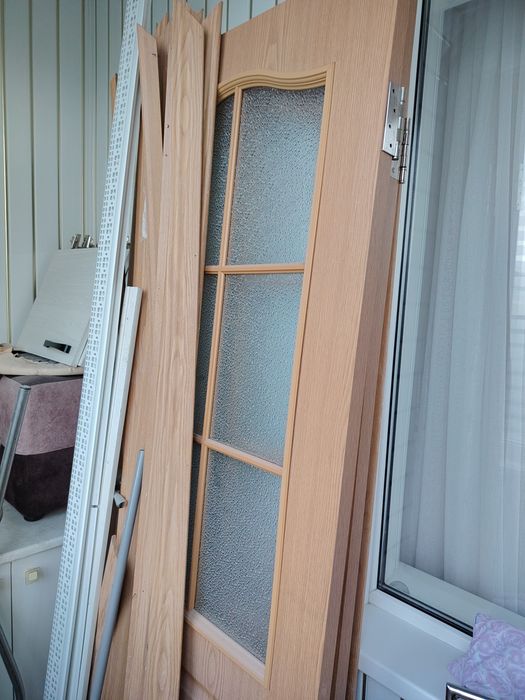 Продам двери б/у