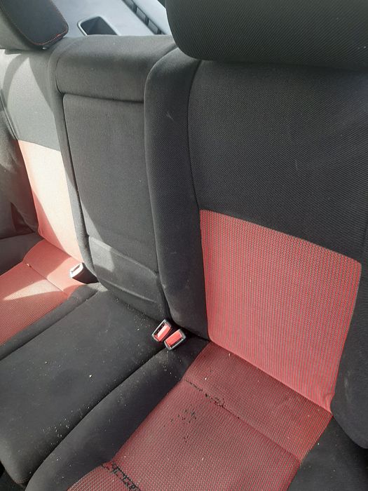 Продавам салон за Голф 4