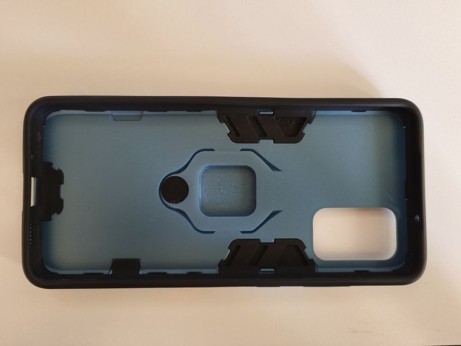 Samsung Galaxy S20+ — Отлична работа, лек козметичен дефект