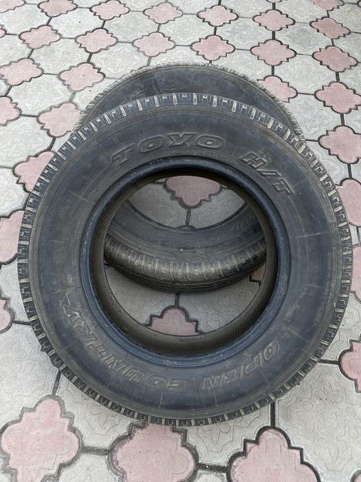 Продам комплект шин