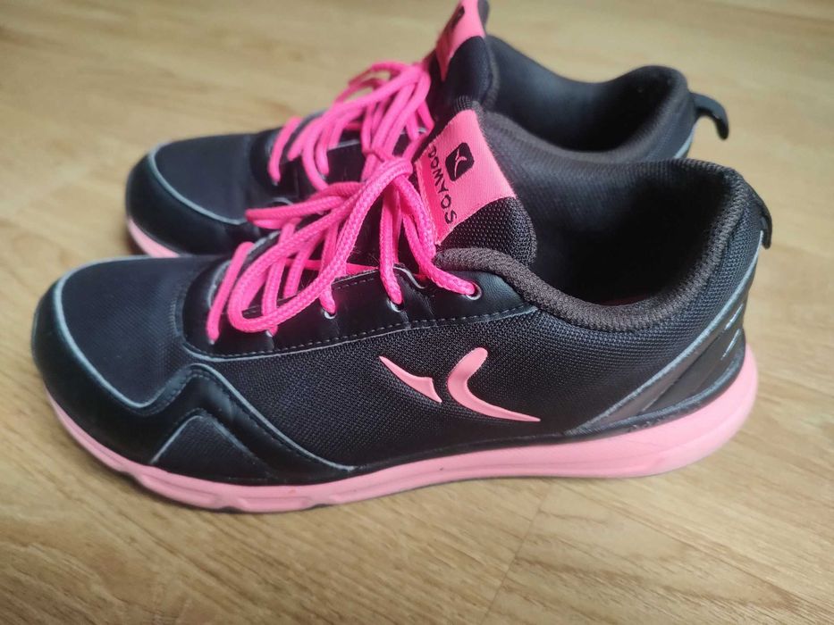 Încălţăminte Fitness cardio, mers sportiv, mărimea 38 (24cm)