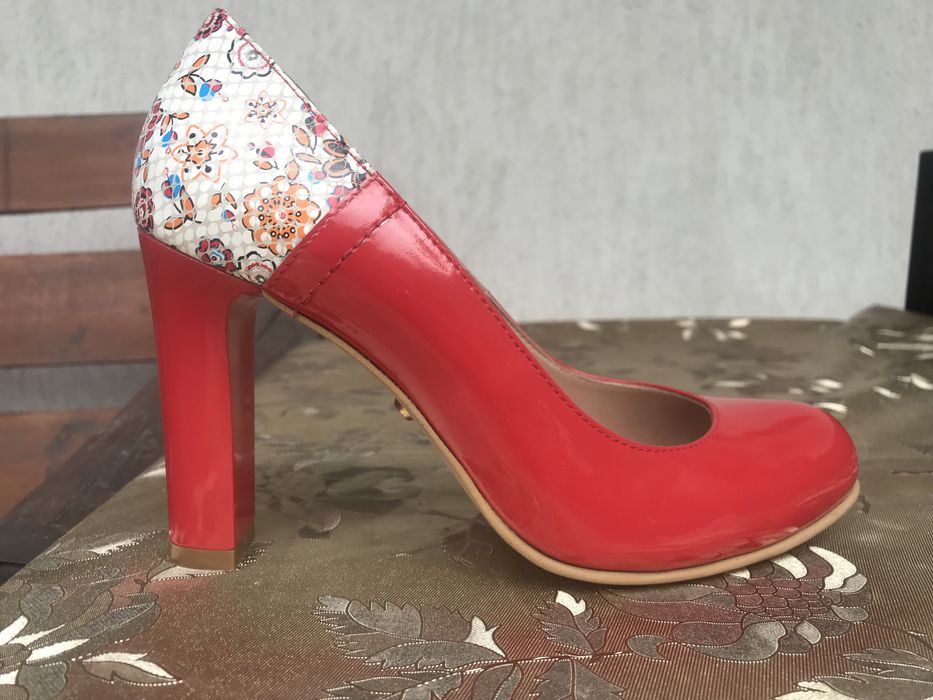 Pantofi Dama cu Toc Piele Naturala Rosii Noi Garkoni Negociabil