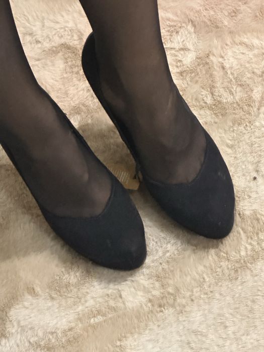 Pantofi cu toc negri