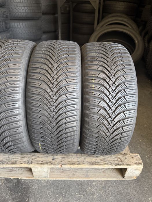 4 anvelope iarna 195/50/15 Hankook 7-8 mm!
