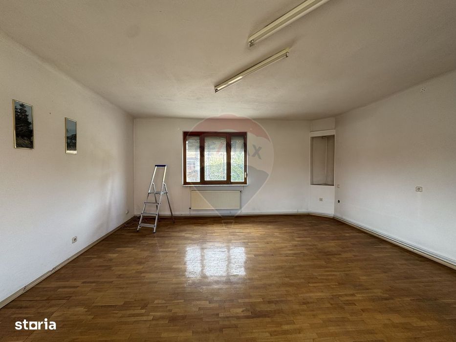 Casă Ultracentrală Singur în Curte,457 mp Teren, str. Brâncoveanu