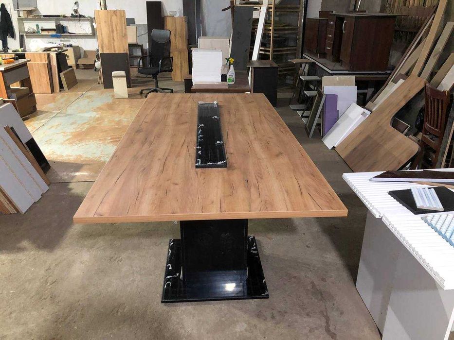 стол в переговорную конференц хона