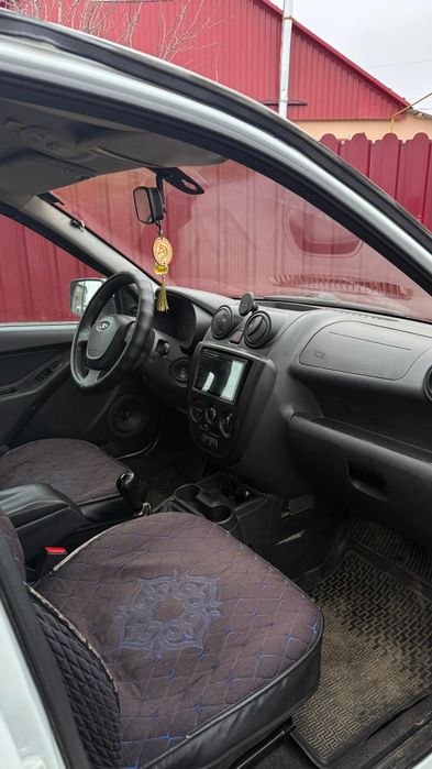 Легковой автомобиль