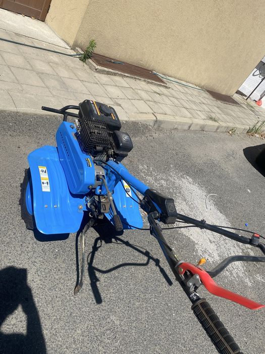 Бензинова Мотофреза