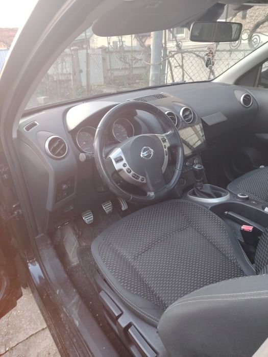 Vând Nissan Qashqai