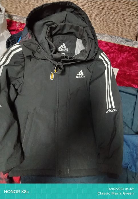 Продам Куртки Весна - Осень