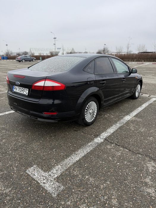 Vând Ford Mondeo!