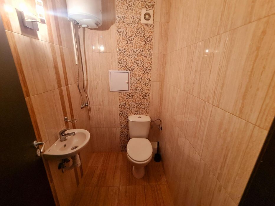 Дава се под наем Тристаен апартамент в Бургас, Славейков - 102 кв.м за 408 € - Снимка #8