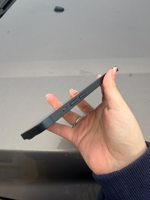 Vand Iphone 14 128gb